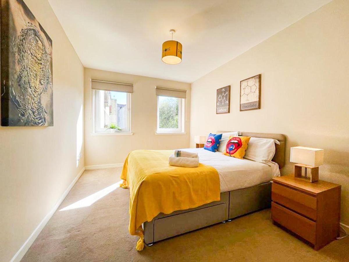 Charming Old Town 2 Bed Apt, 2Mins From Royal Mile Edinburgh Exterior photo