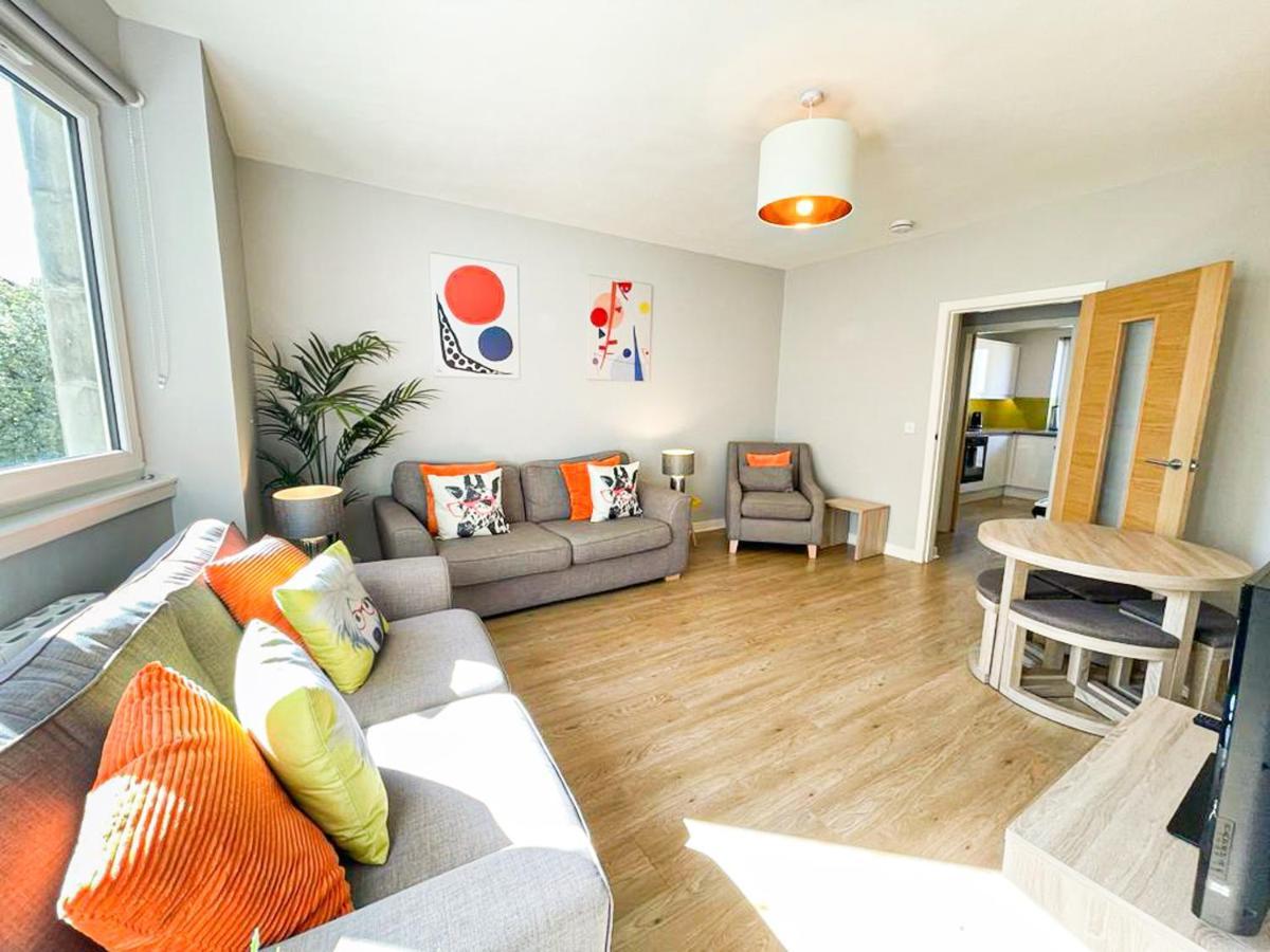 Charming Old Town 2 Bed Apt, 2Mins From Royal Mile Edinburgh Exterior photo