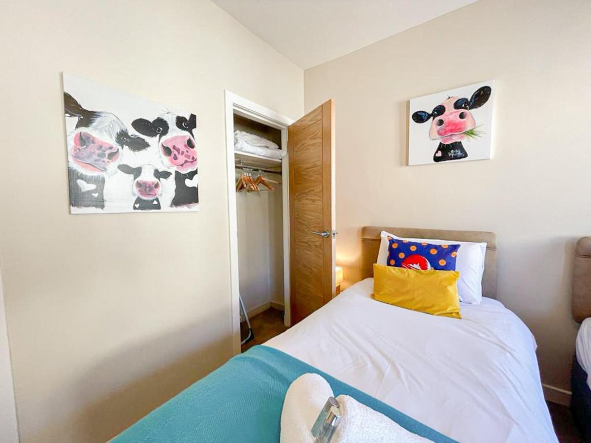 Charming Old Town 2 Bed Apt, 2Mins From Royal Mile Edinburgh Exterior photo